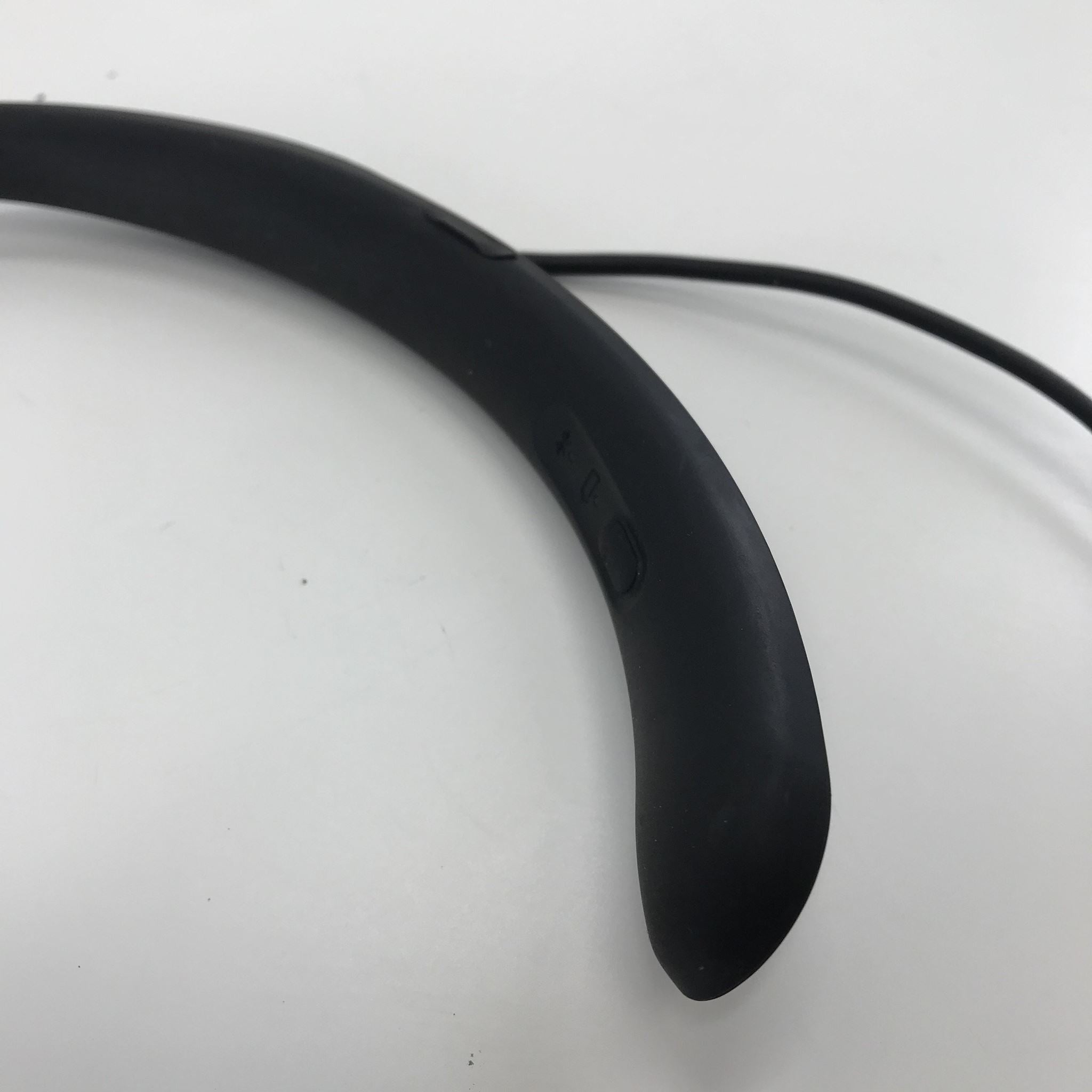 Bose QuietControl 30 QC30 Noise-Cancelling Bluetooth Headphones In Ear Black