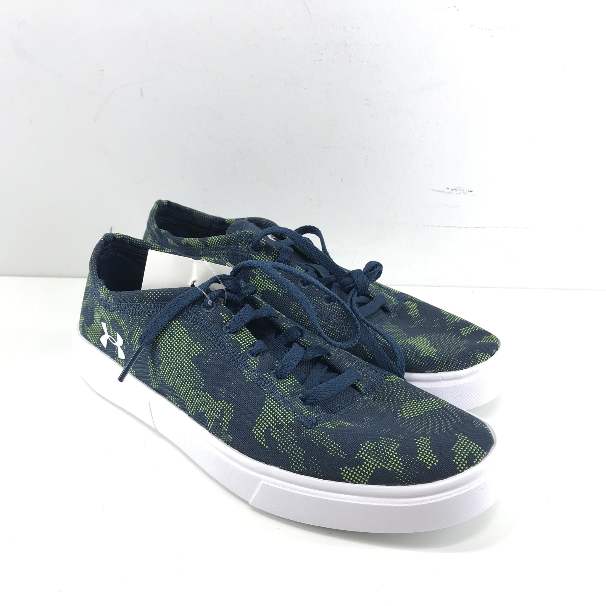 Under Armour UA Kickit2 Low Camo Sneakers Shoes Sz 5.5Y