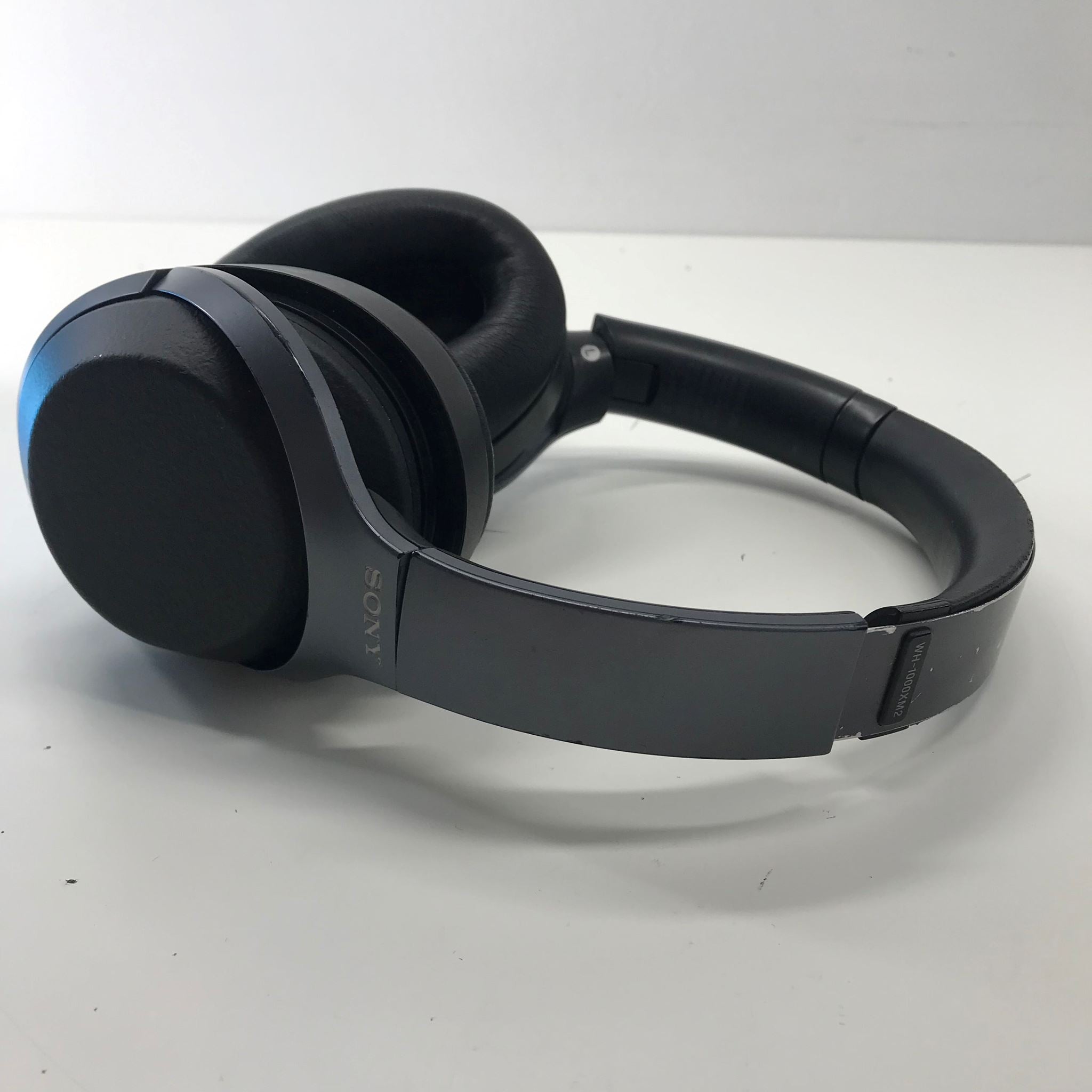 Sony WH-1000XM2 Premium Noise Cancelling Wireless Over-Ear Headphones GRADE B