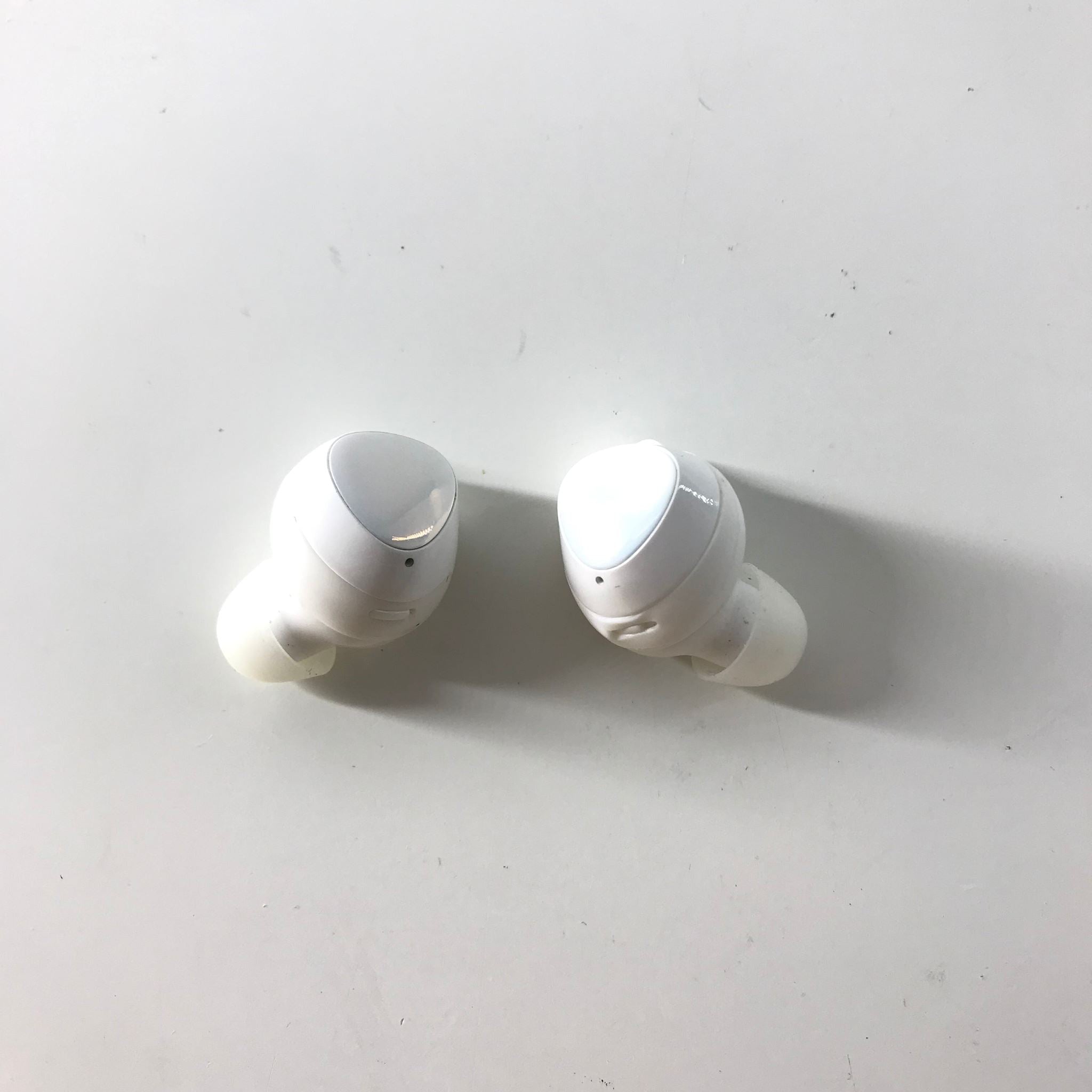 Samsung Galaxy Buds Plus SM-R175 Wireless Bluetooth Both Earbuds w/ Case White