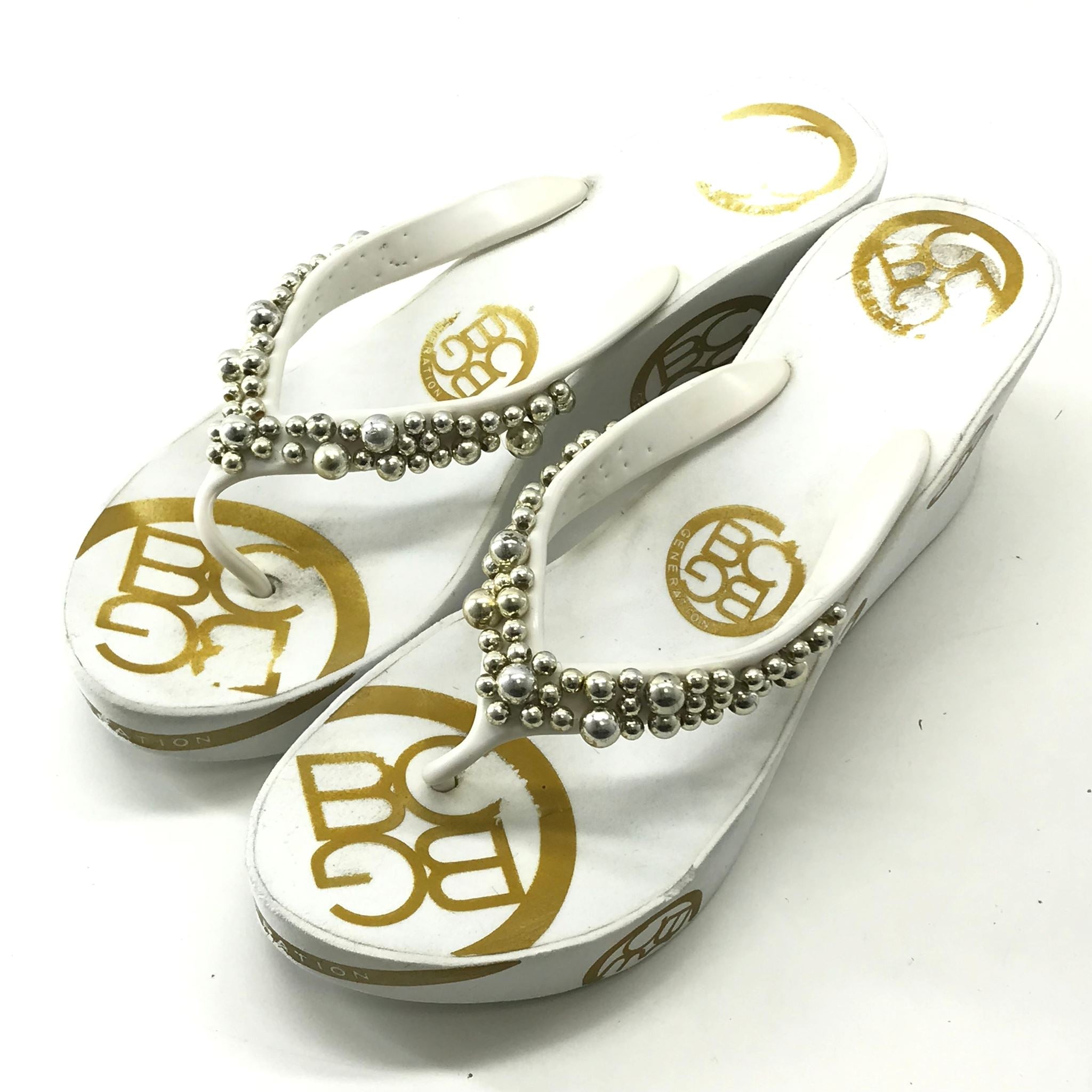BCBG Generation White Wedge Flip Flops Beaded Thong Women's Size 9.5