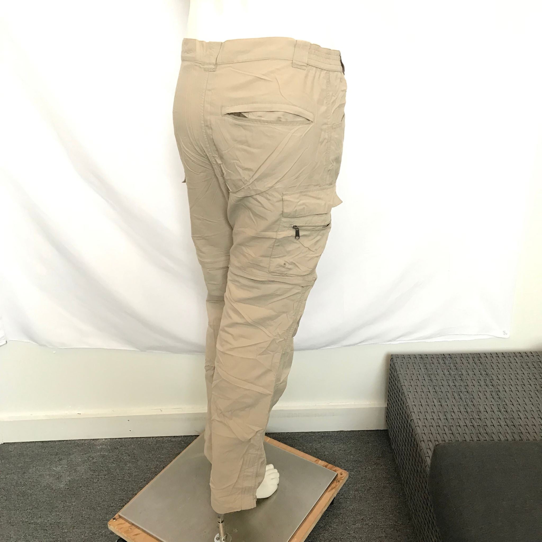Columbia Titanium Women's Convertible Zip Off Pants Khaki Sz M