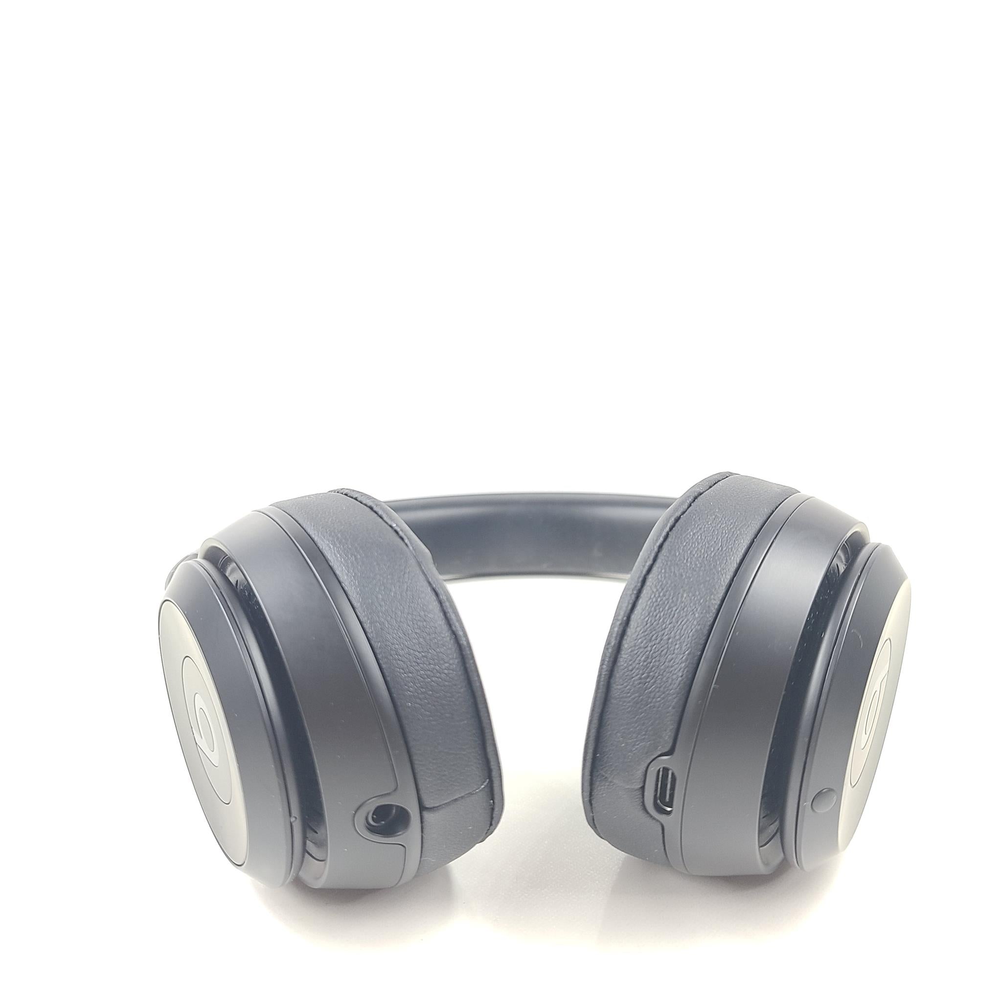 Beats Solo 4 Wireless On-Ear Headphones - Black no case GRADE A