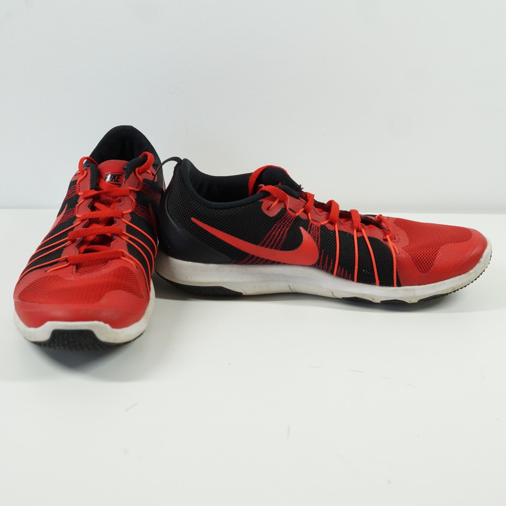 Nike Men's Flex Train Aver Sneakers University Red/Black Sz 8.5 831568-600