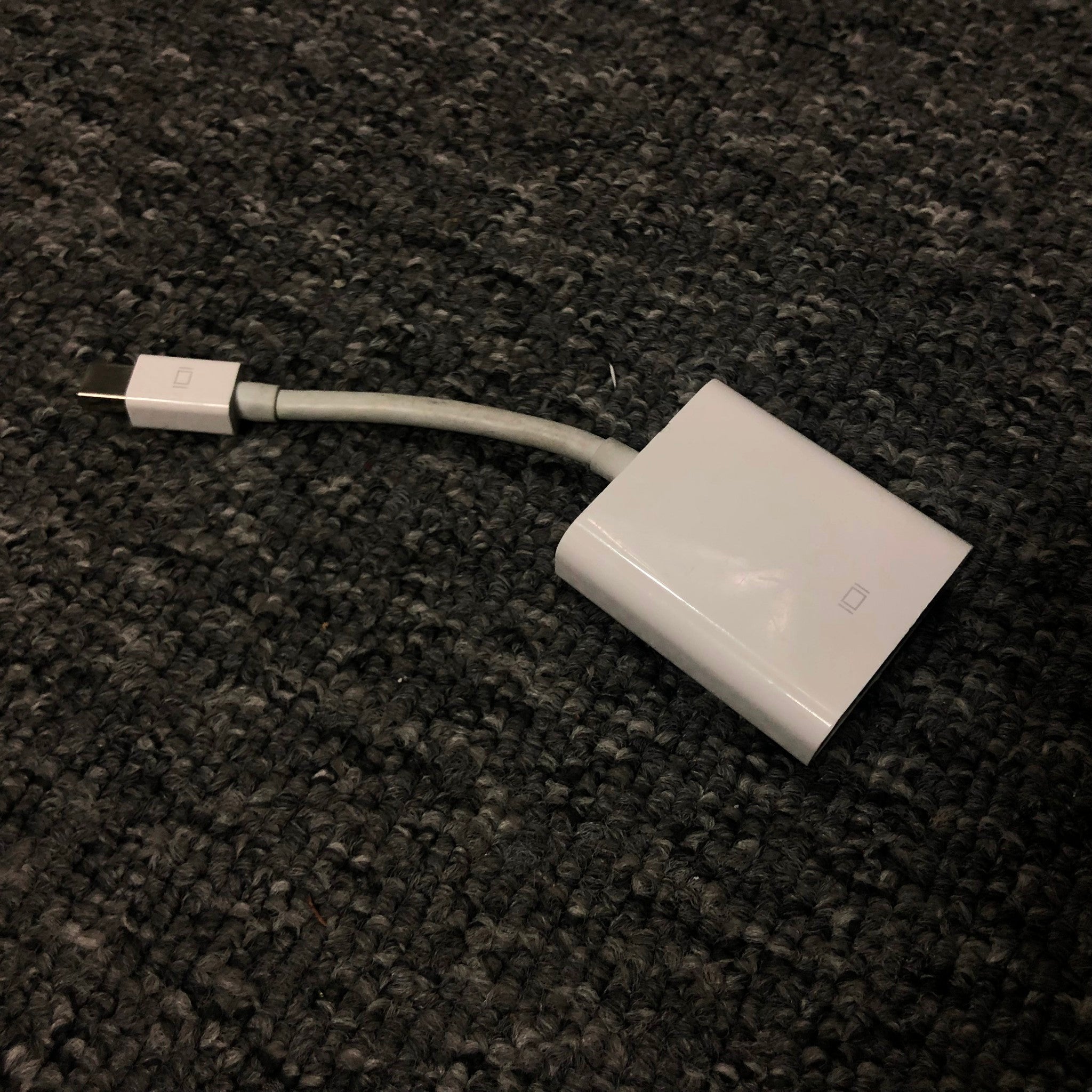 Apple Mini Display Port to VGA Adapter MB572Z/B Model A1307 OEM