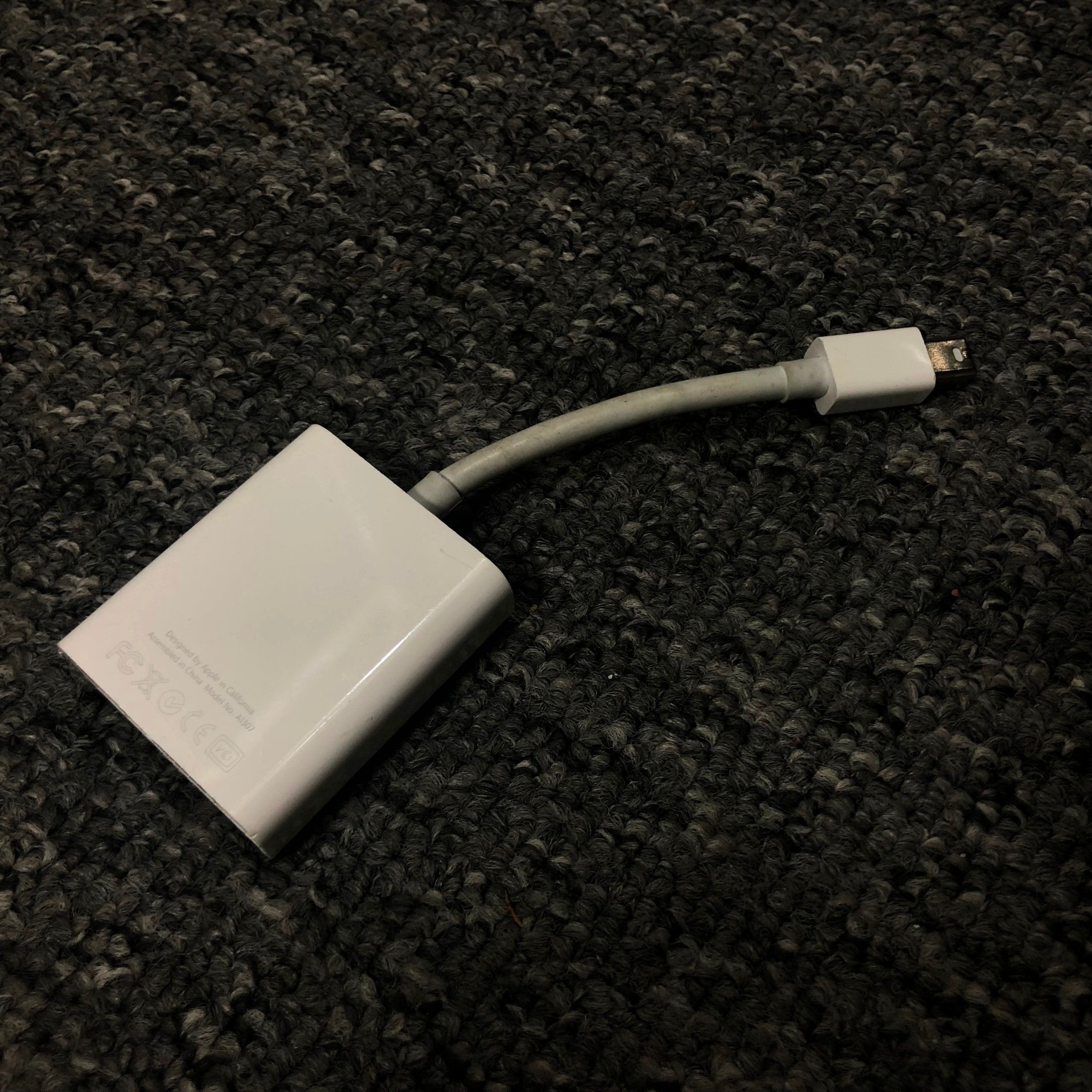 Apple Mini Display Port to VGA Adapter MB572Z/B Model A1307 OEM