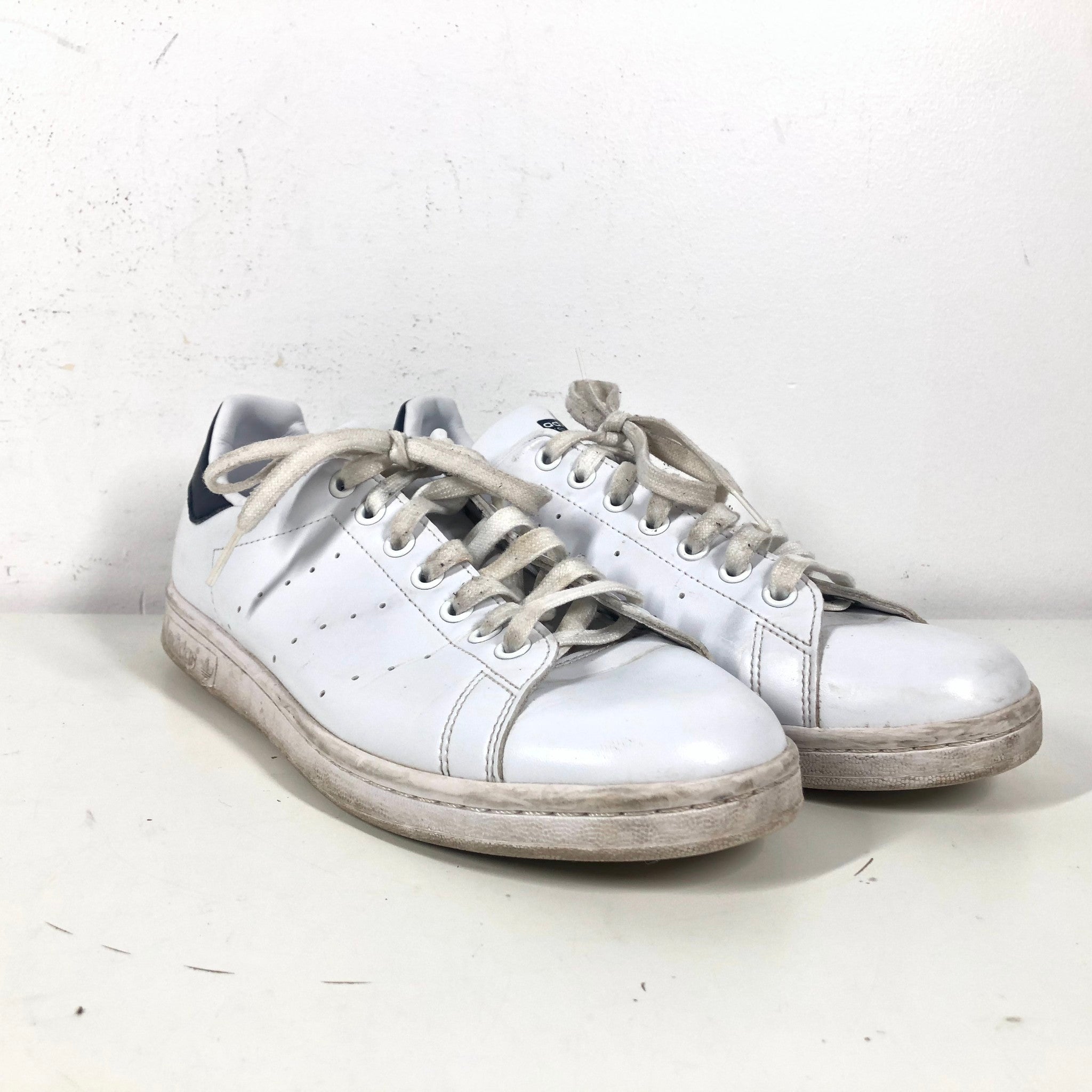 Adidas Originals Women's Stan Smith Sneakers Low White Navy Blue Size 10 Q47224