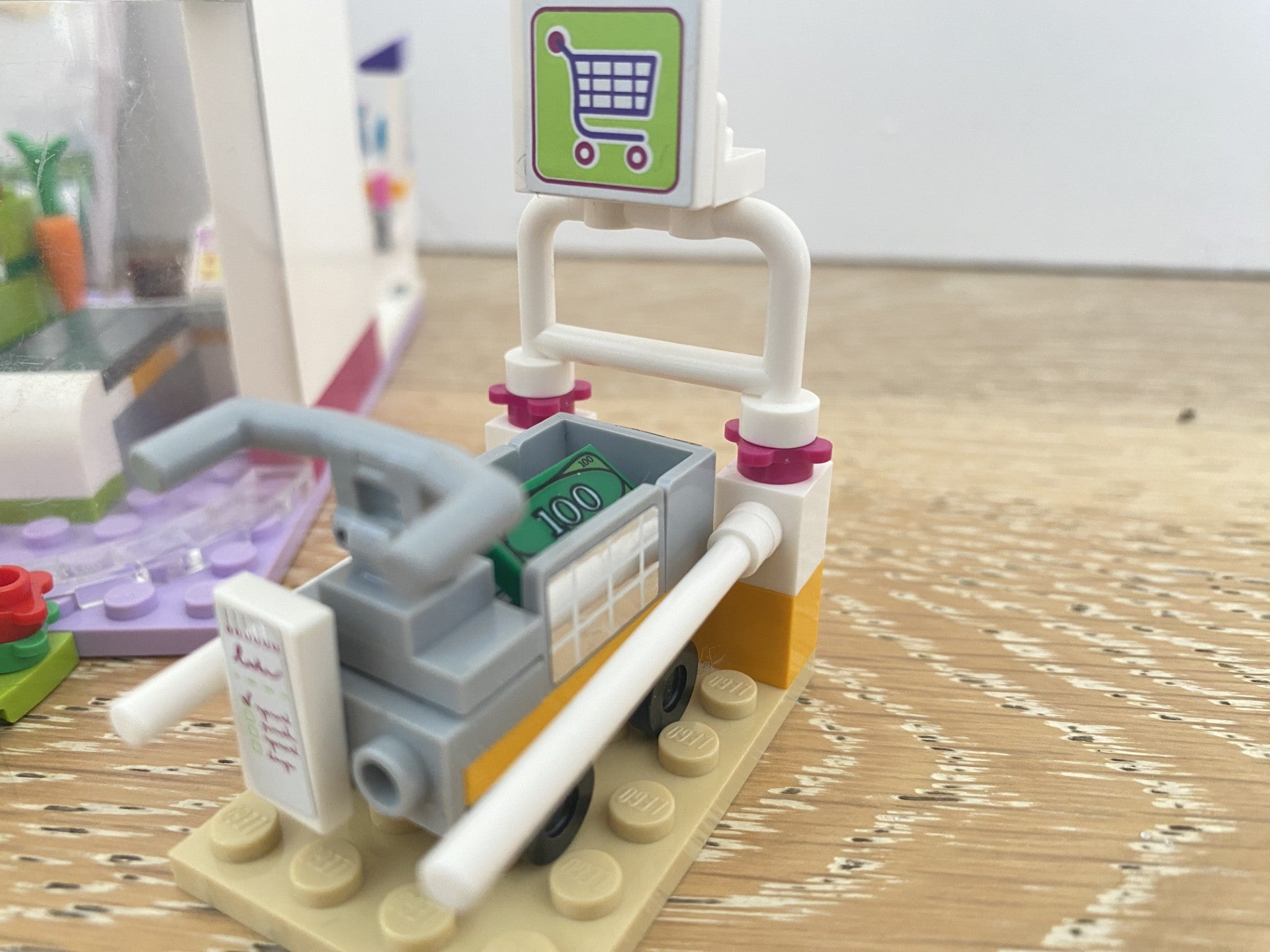 LEGO FRIENDS 41118 Heartlake Supermarket - Retired Complete w/ Manual